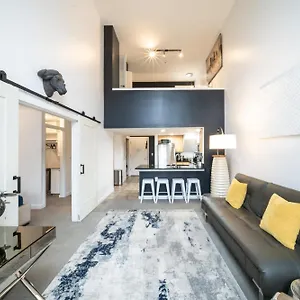 Modern Downtown Floor Penthouse With Bay Views Seattle